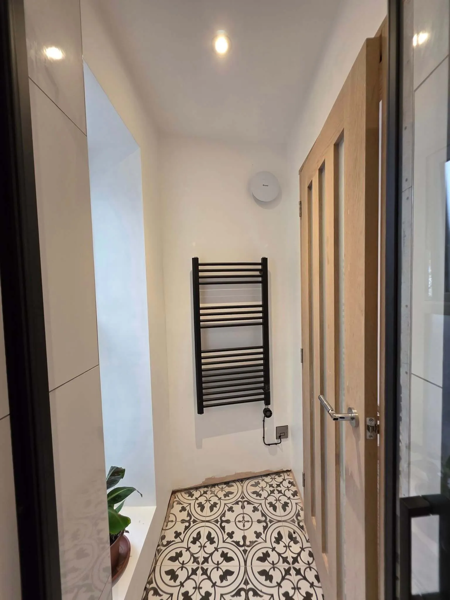 Indoor & Outdoor Lighting